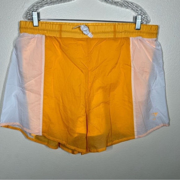 Gymshark Womens Pulse 2 In 1 Running Shorts Apricot Orange Size XXL NWOT - Picture 4 of 7